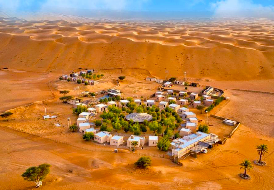 Holiday Guide Oman desert Camp
