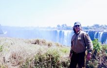 Holiday Guide team visits Zimbabwe