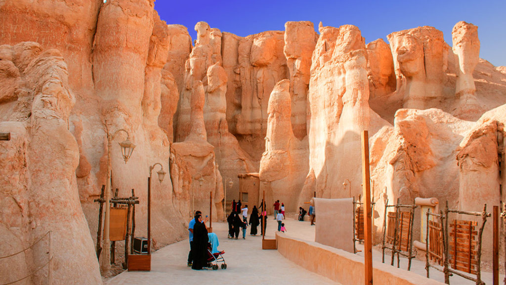 Saudi arabia tourists